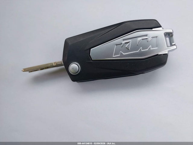 2022 KTM 1290 VBKV39405NM952549 Photo 10