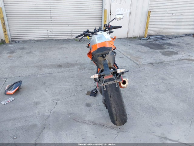 2022 KTM 1290 VBKV39405NM952549 Photo 5