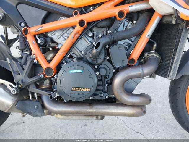 2022 KTM 1290 VBKV39405NM952549 Photo 7