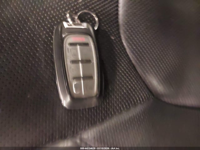 2020 CHRYSLER PACIFICA HYBRID 2C4RC1N71LR287742 Photo 10