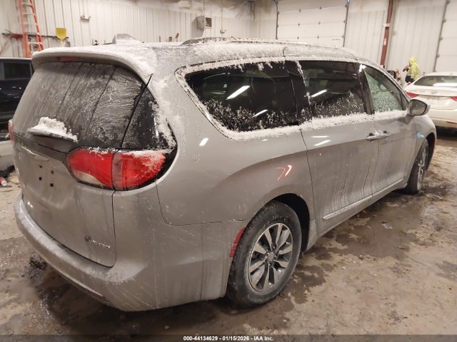 2020 CHRYSLER PACIFICA HYBRID 2C4RC1N71LR287742 Photo 3