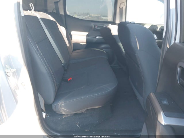5TFCZ5AN1MX244893 Toyota Tacoma Sr5 V6