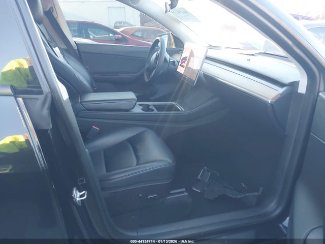 2022 TESLA MODEL Y 7SAYGDEEXNF321503 Photo 4