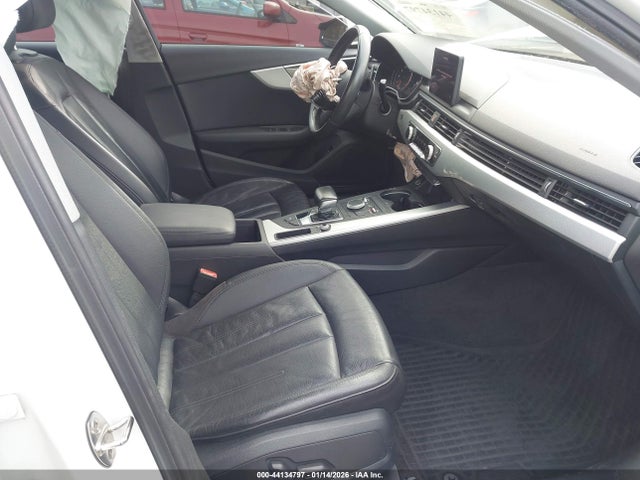 Продаж на аукціоні авто 2018 Audi A4 2.0t Tech Ultra Premium/2.0t Ultra Premium, vin: WAUKMAF40JN000689, номер лоту: 44134797