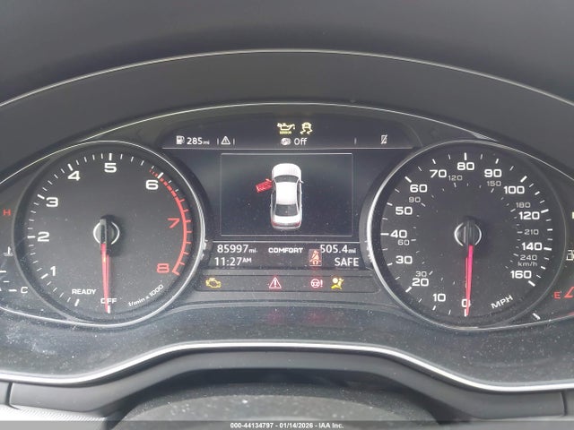 Продаж на аукціоні авто 2018 Audi A4 2.0t Tech Ultra Premium/2.0t Ultra Premium, vin: WAUKMAF40JN000689, номер лоту: 44134797