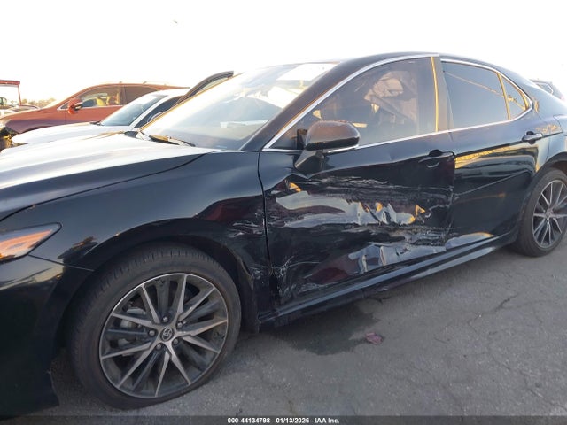 4T1G11AK7RU921098 Toyota CAMRY SE