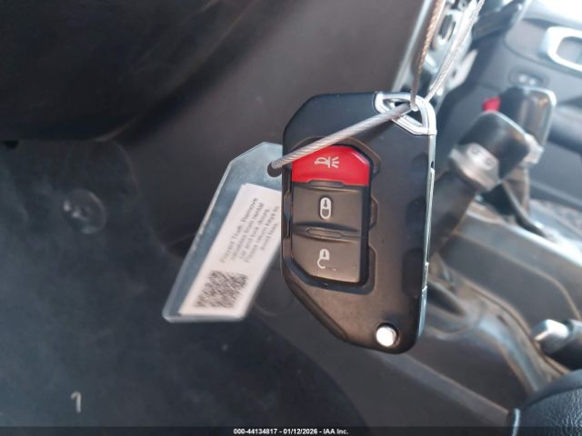 2023 JEEP GLADIATOR 1C6HJTFG4PL523897 Photo 10