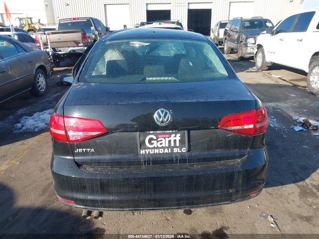 3VW2K7AJ0FM253857 Volkswagen Jetta 2.0l S