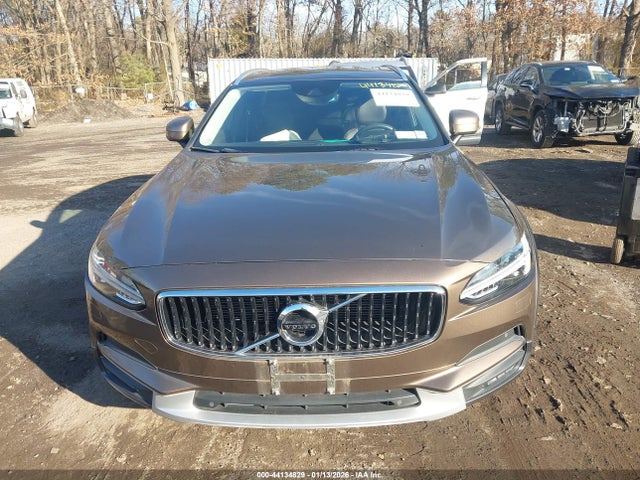 Aukcja sprzedaży 2018 Volvo V90 Cross Country T5, vin: YV4102NK2J1021497, numer aukcji: 44134829
