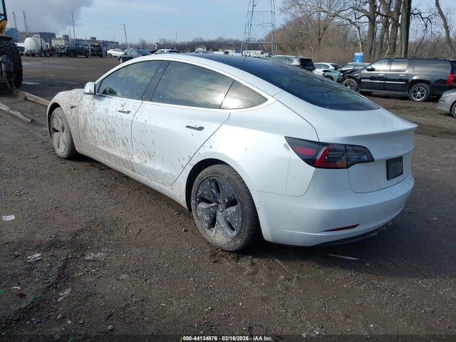 2019 TESLA MODEL 3 5YJ3E1EAXKF299927 Photo 2