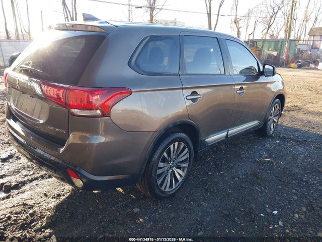 2019 MITSUBISHI OUTLANDER JA4AD2A38KZ053065 Photo 3