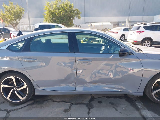 1HGCV2F38NA005025 Honda Accord Sport 2.0t