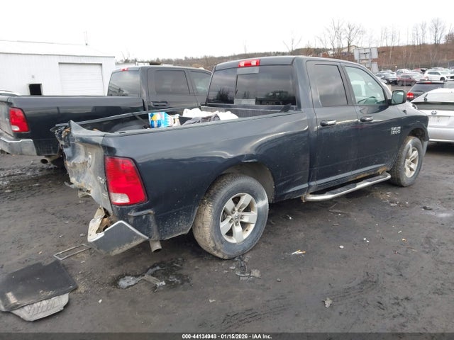 2017 Ram 1500 Slt  4x4 6'4 Box მანქანა იყიდება აუქციონზე, vin: 1C6RR7GG3HS583597, აუქციონის ნომერი: 44134948