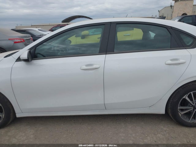 3KPF24AD4RE755122 KIA Forte Lxs