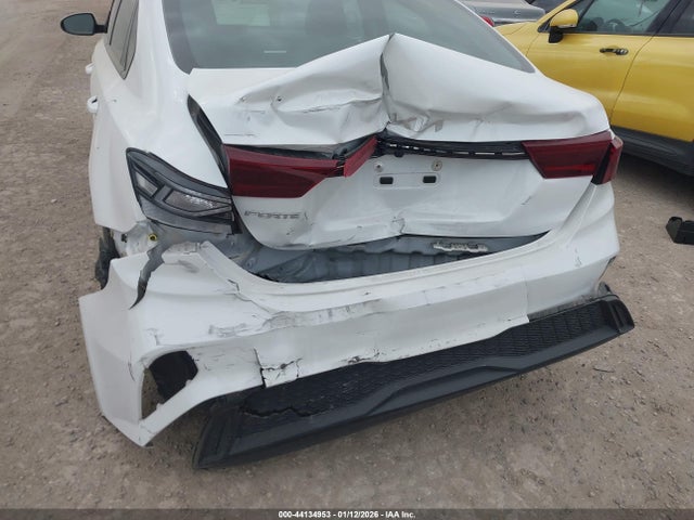 3KPF24AD4RE755122 KIA Forte Lxs