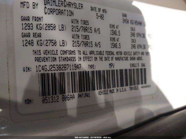 2002 CHRYSLER VOYAGER 1C4GJ25382B711947 Photo 8