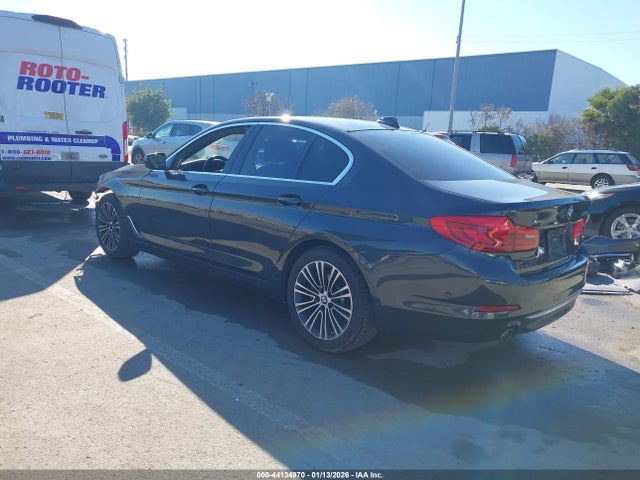 WBAJR7C03LWW60854 BMW 530i Xdrive