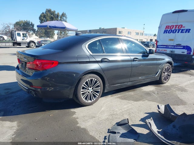 WBAJR7C03LWW60854 BMW 530i Xdrive