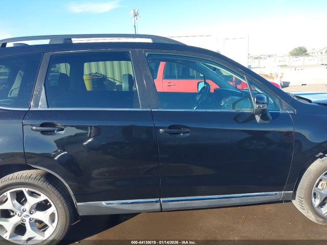 Subaru Forester 2.5i Touring 2018 JF2SJAWC8JH435673 Image 14