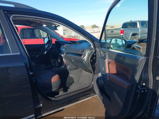 Subaru Forester 2.5i Touring 2018 JF2SJAWC8JH435673 Image 5