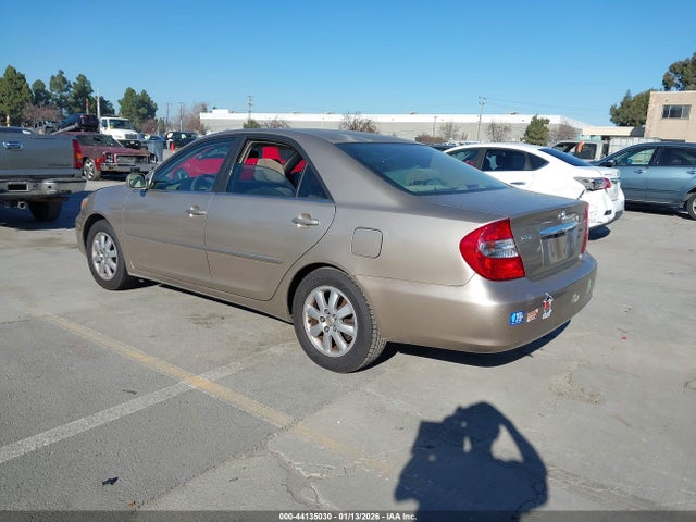 2003 Toyota Camry Xle მანქანა იყიდება აუქციონზე, vin: JTDBE32K830238645, აუქციონის ნომერი: 44135030