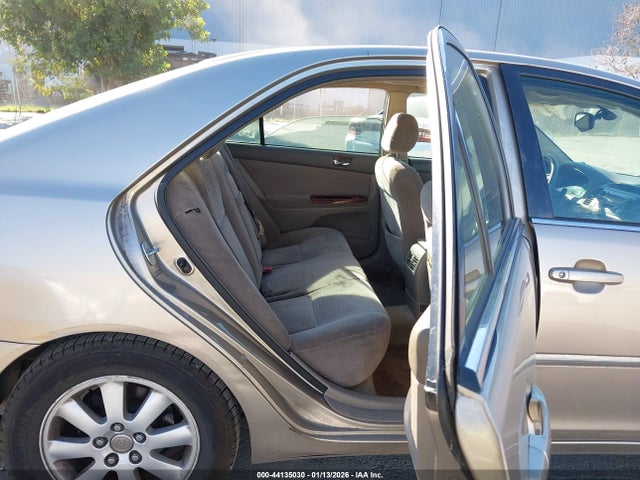 2003 Toyota Camry Xle მანქანა იყიდება აუქციონზე, vin: JTDBE32K830238645, აუქციონის ნომერი: 44135030