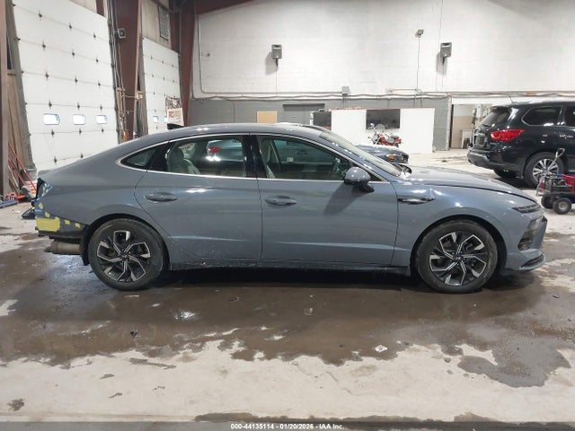 2025 Hyundai Sonata Sel მანქანა იყიდება აუქციონზე, vin: KMHL64JA6SA431851, აუქციონის ნომერი: 44135114