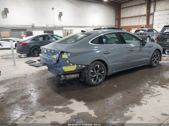2025 Hyundai Sonata Sel მანქანა იყიდება აუქციონზე, vin: KMHL64JA6SA431851, აუქციონის ნომერი: 44135114