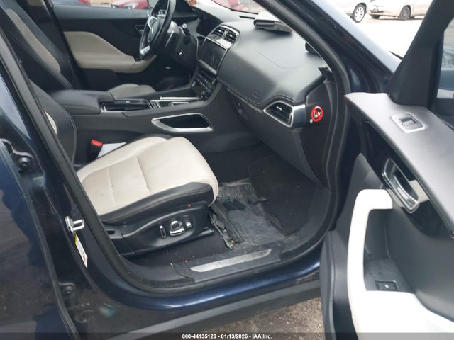 SADCL2FX3JA271459 Jaguar F-pace 25t R-sport