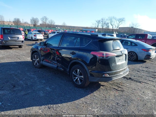 Toyota Rav4 Xle 2017 2T3RFREV6HW549403 Image 3