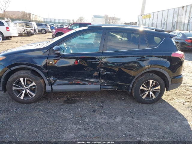 Toyota Rav4 Xle 2017 2T3RFREV6HW549403 Image 6