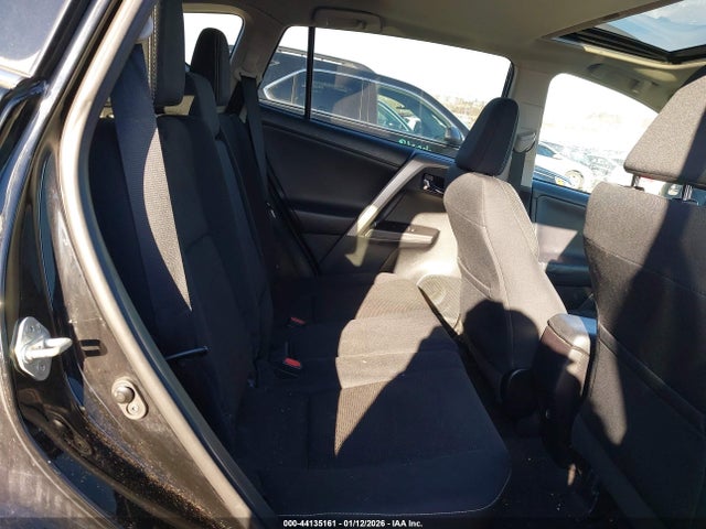 Toyota Rav4 Xle 2017 2T3RFREV6HW549403 Image 8
