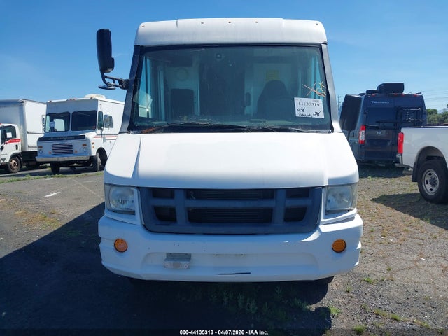 JALB4T176F7W00224 Isuzu Commercial Van