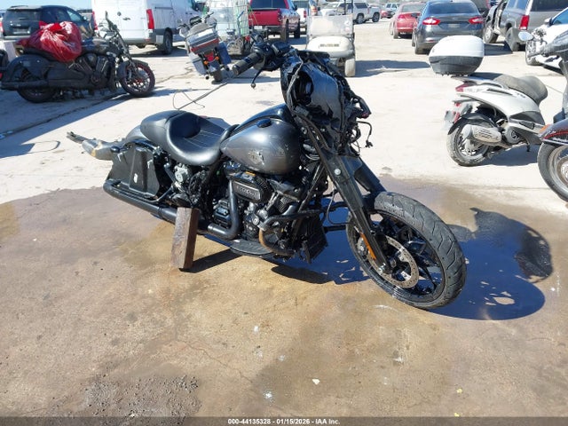 2021 HARLEY-DAVIDSON FLHXS 1HD1KRP18MB665092