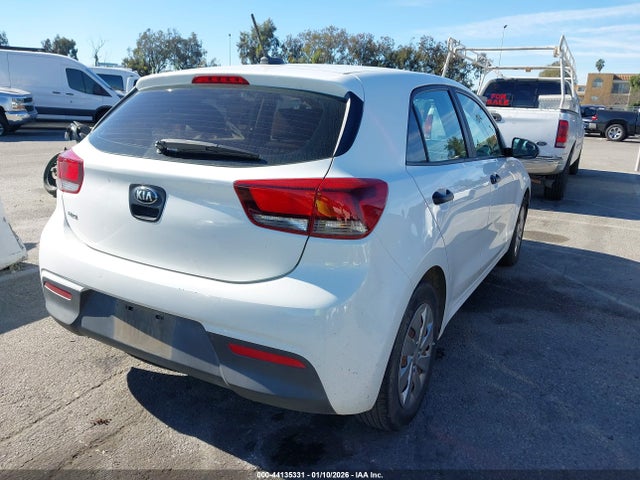 3KPA25AB5JE090668 KIA RIO LX