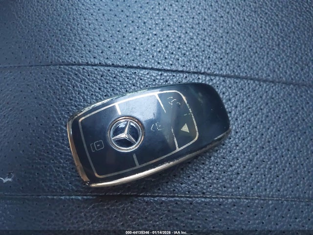 WDDZF4JB1JA380142 Mercedes-Benz E 300