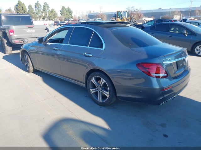 WDDZF4JB1JA380142 Mercedes-Benz E 300