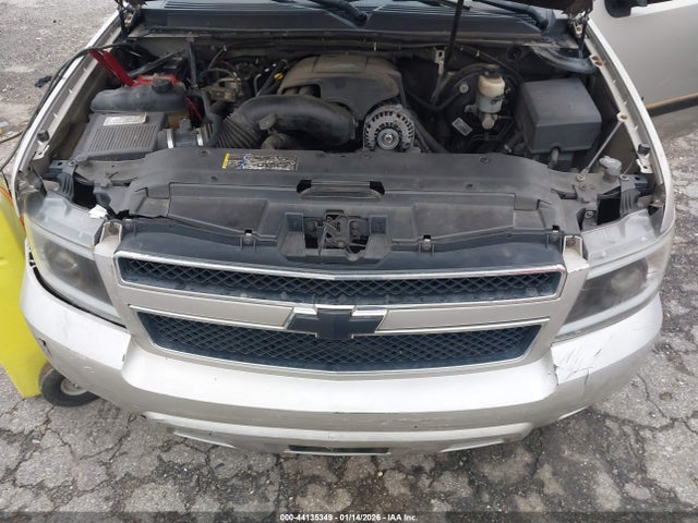 44135349 :رقم المزاد ، 3GNFC16007G182861 vin ، 2007 Chevrolet Suburban 1500 Lt مزاد بيع
