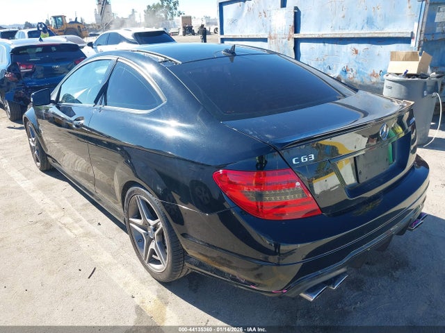 2014 MERCEDES-BENZ C 63 AMG WDDGJ7HBXEG322336 Photo 2