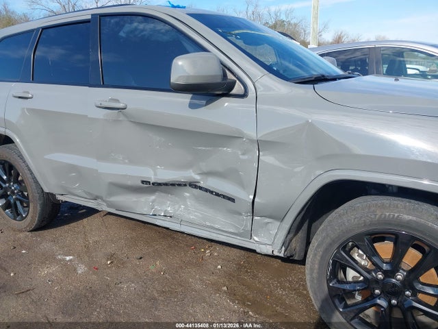 2022 Jeep Grand Cherokee Wk Laredo X 4x4 მანქანა იყიდება აუქციონზე, vin: 1C4RJFAG2NC116356, აუქციონის ნომერი: 44135408