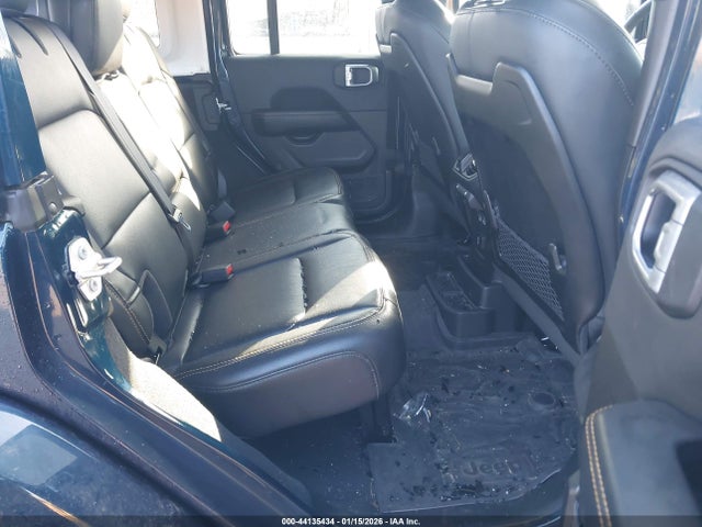 1C4PJXENXSW517301 Jeep Wrangler 4-door Sahara 4x4