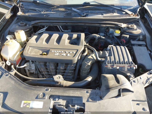 1C3CCBBB5EN107610 Chrysler 200 Touring