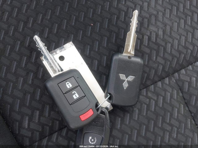 2024 MITSUBISHI ECLIPSE CROSS JA4ATUAA8RZ000373 Photo 10