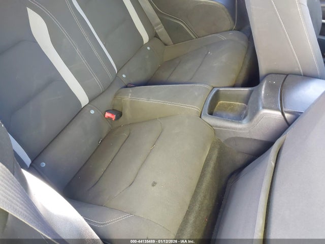 1G1FB3DS0L0110657 Chevrolet Camaro Rwd 1lt