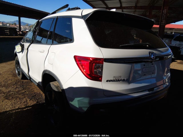 Honda Passport Awd Elite 2020 5FNYF8H09LB013713 Image 3