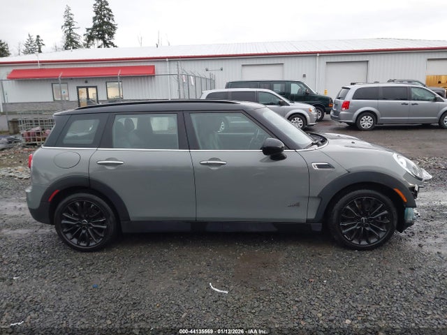 Mini Clubman Cooper 2019 WMWLU1C54K2F29800 Image 14