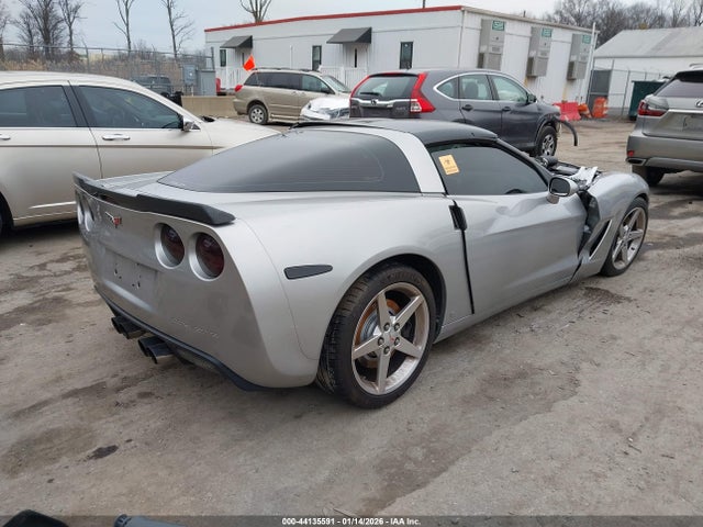 2006 CHEVROLET CORVETTE 1G1YY26U365108568 Photo 3
