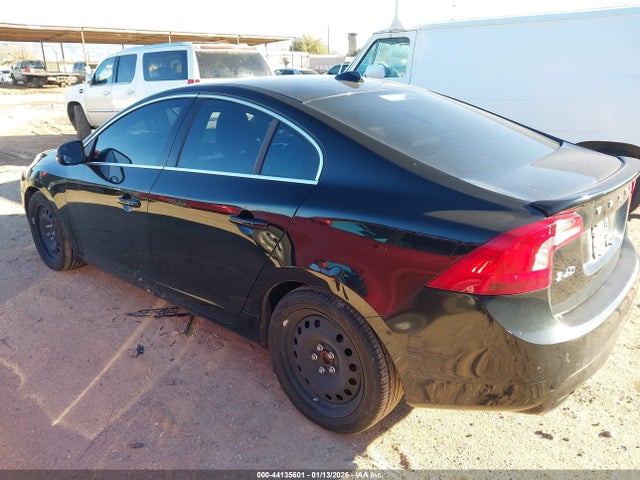 Volvo S60 T5 Premier 2015 YV126MFB4F1299836 Image 3