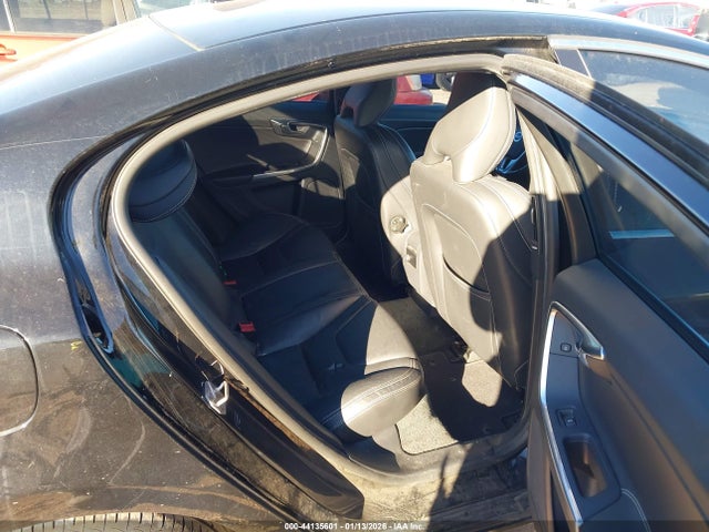 Volvo S60 T5 Premier 2015 YV126MFB4F1299836 Image 8