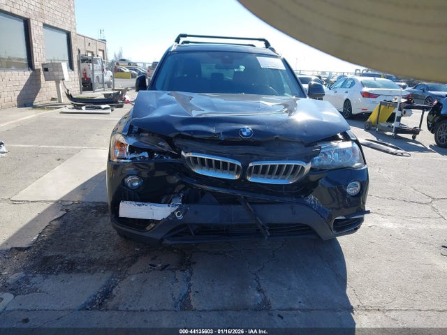 2017 BMW X3 5UXWX9C31H0T21927 Photo 5